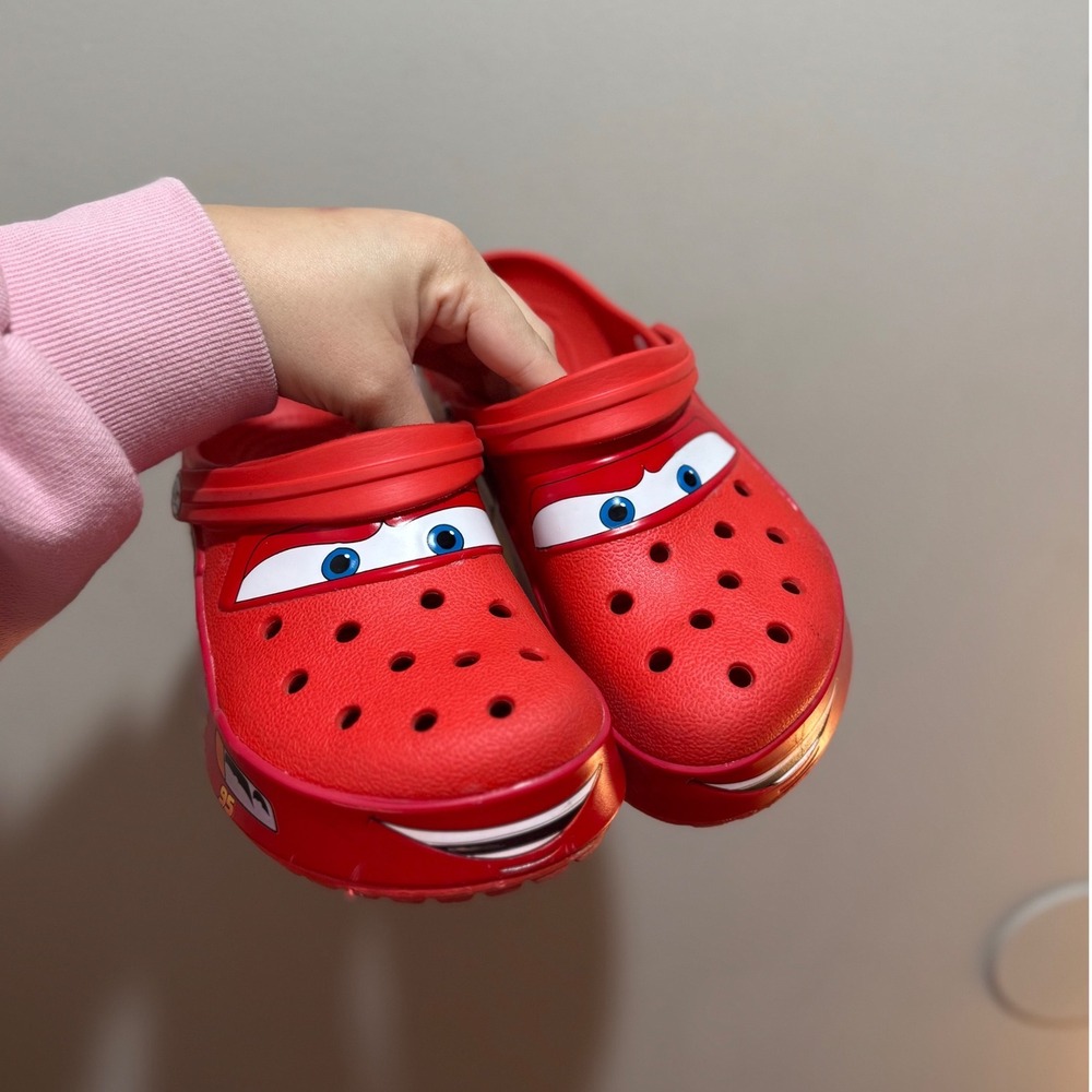 Lightening McQueen Crocs - women's